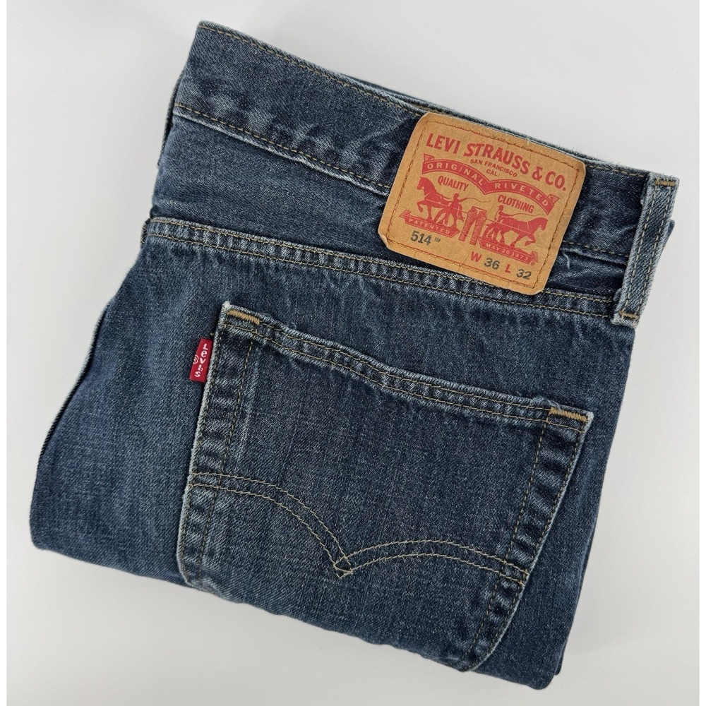 Levi's 514 Size 36x32 Blue Denim Jeans Regular Fit Straight Leg Red Tab